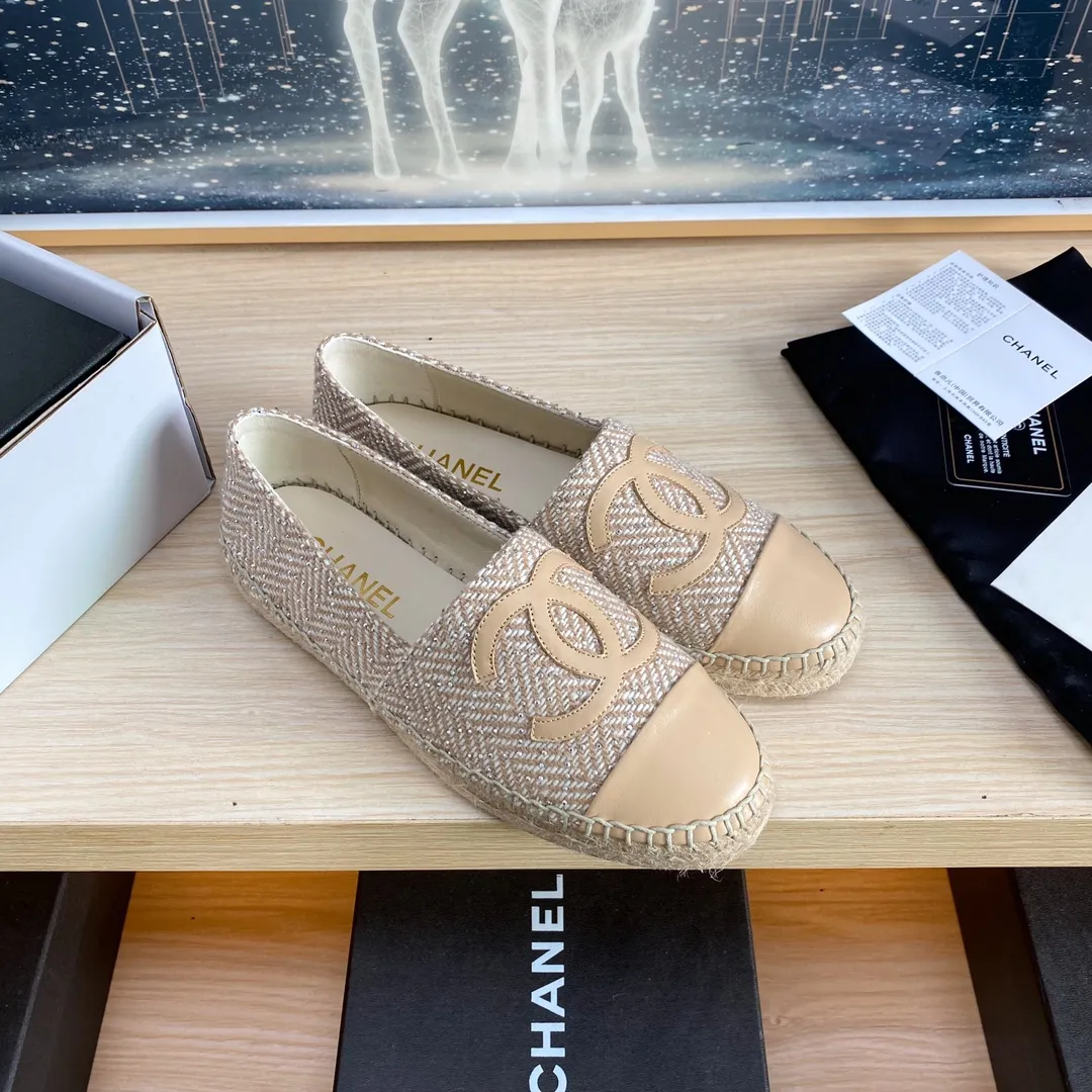 👟👟Ex-factory price 420👟👟 🌈🌈Chanel Chanel✈️2023s spring and summer new fisherman shoes😍😍Taikoo Hui purchased three pairs of original versions for development🐂🐂🤩Original versions are shipped one to one❗️❗️Code number: 34-42 (34 41 42 customized)